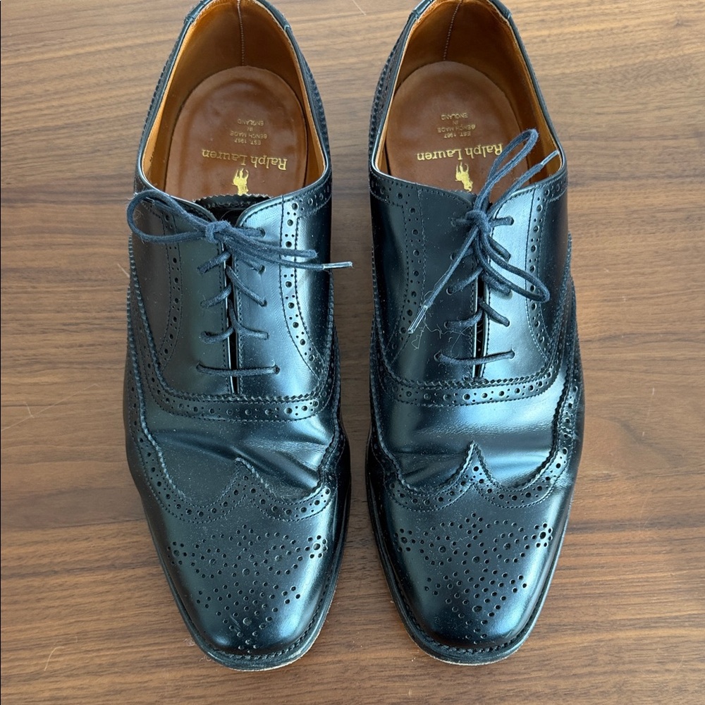 Ralph Lauren Men's Black Leather Oxfords-like new.
